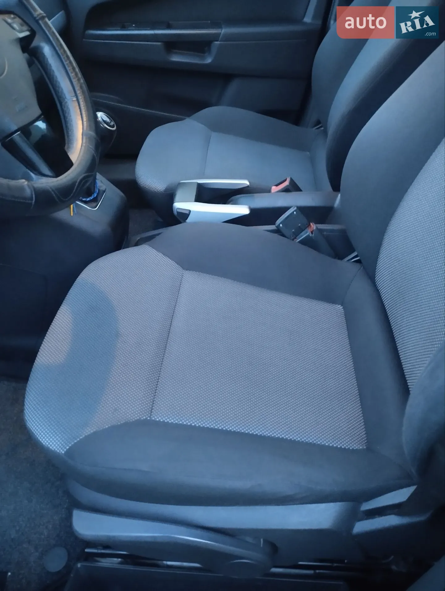 2010 Opel Zafira - мініатюра 11