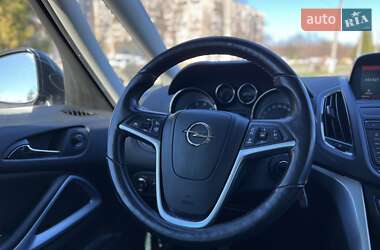 Минивэн Opel Zafira 2014 в 