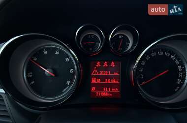 Минивэн Opel Zafira 2014 в 