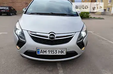 Opel Zafira 2012