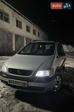 Мінівен Opel Zafira 2000 в Мукачевому