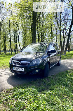 Минивэн Opel Zafira 2010 в Белой Церкви