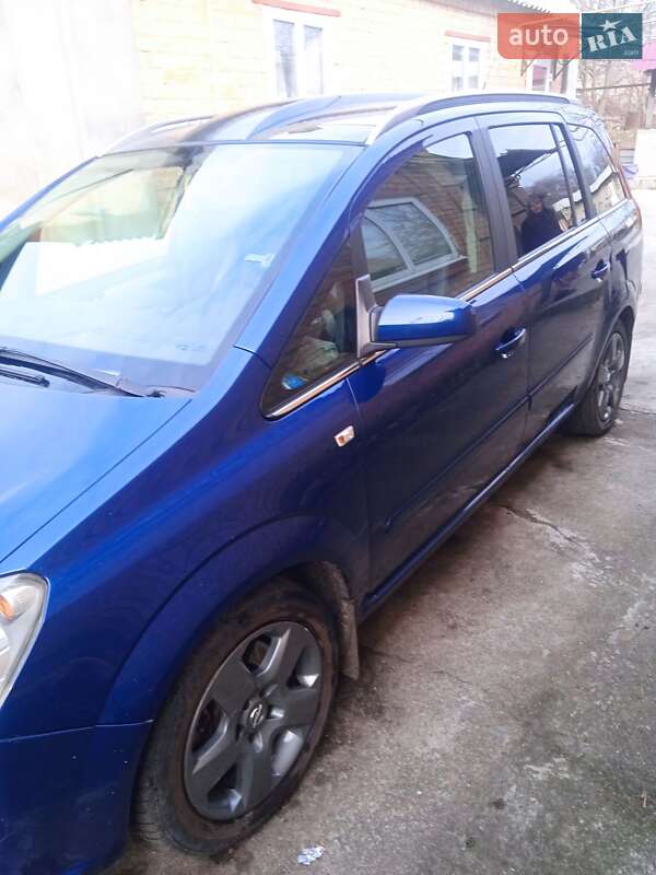 Мінівен Opel Zafira 2007 в Кропивницькому