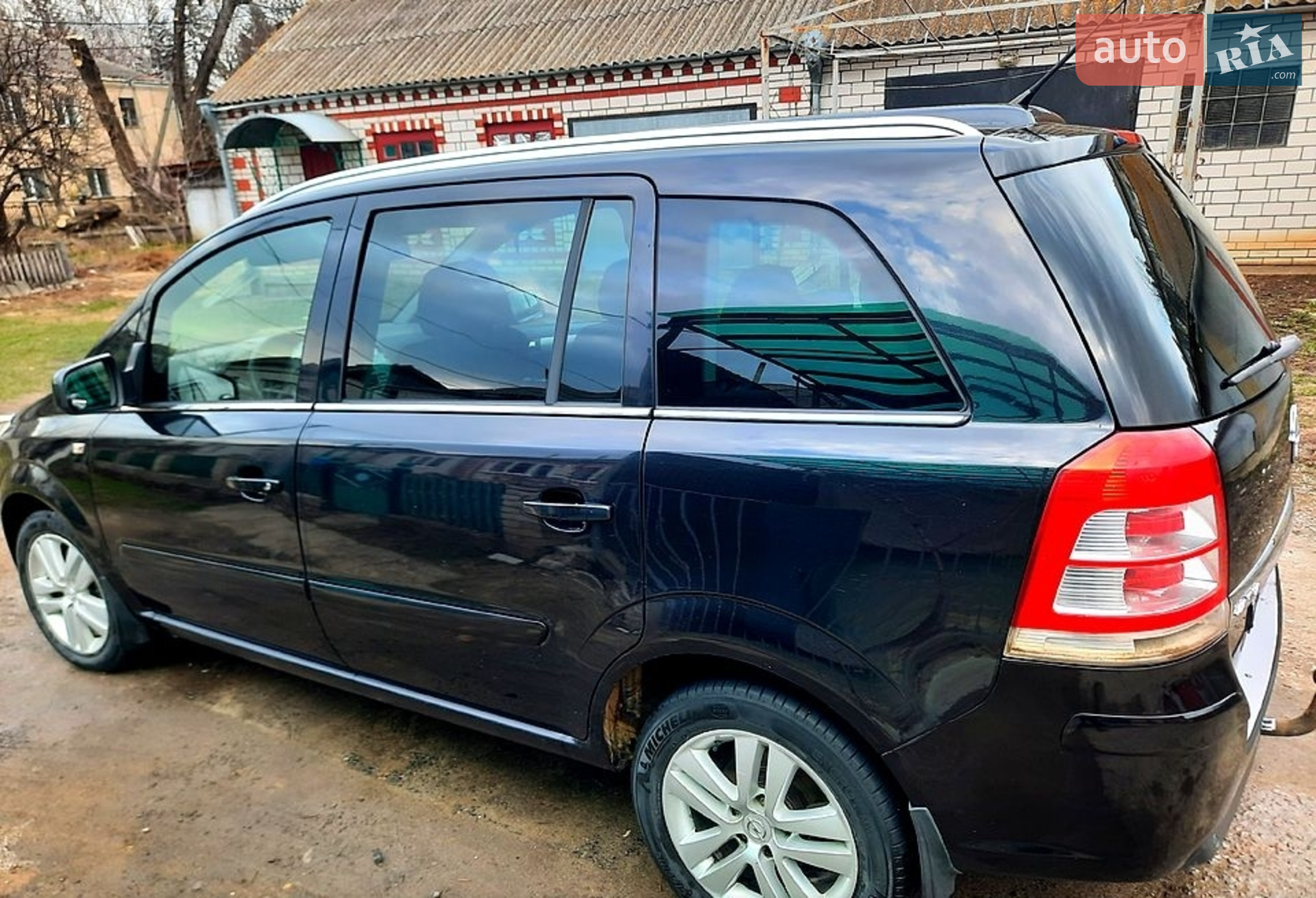 2010 Opel Zafira - мініатюра 2