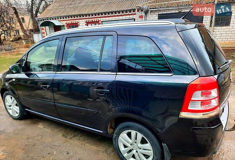 Минивэн Opel Zafira 2010 в Кодыме фото 2 Минивэн Opel Zafira 2010 в Кодыме
