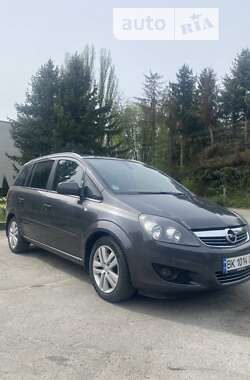 Мінівен Opel Zafira 2010 в Рівному