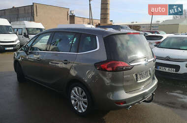 Минивэн Opel Zafira 2017 в 