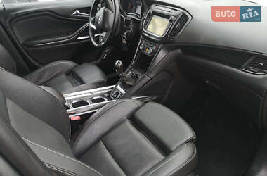 Минивэн Opel Zafira 2017 в 