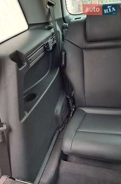 Минивэн Opel Zafira 2010 в 