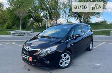Мікровен Opel Zafira 2013 в Вінниці