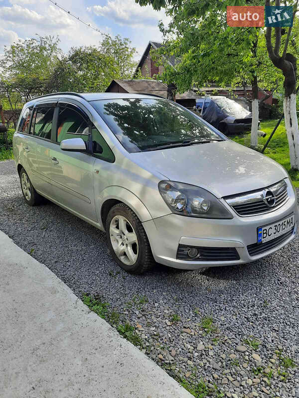 Мінівен Opel Zafira 2007 в Дрогобичі
