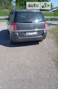 Мінівен Opel Zafira 2012 в Рівному