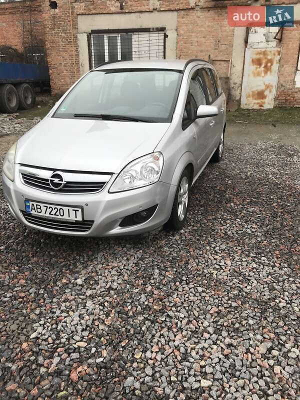 Мінівен Opel Zafira 2009 в Вінниці
