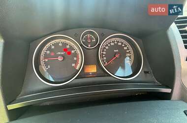 Мінівен Opel Zafira 2008 в Києві