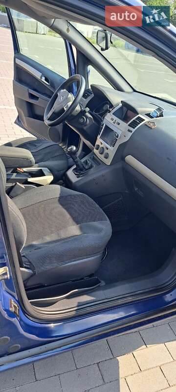 Мінівен Opel Zafira 2008 в Одесі