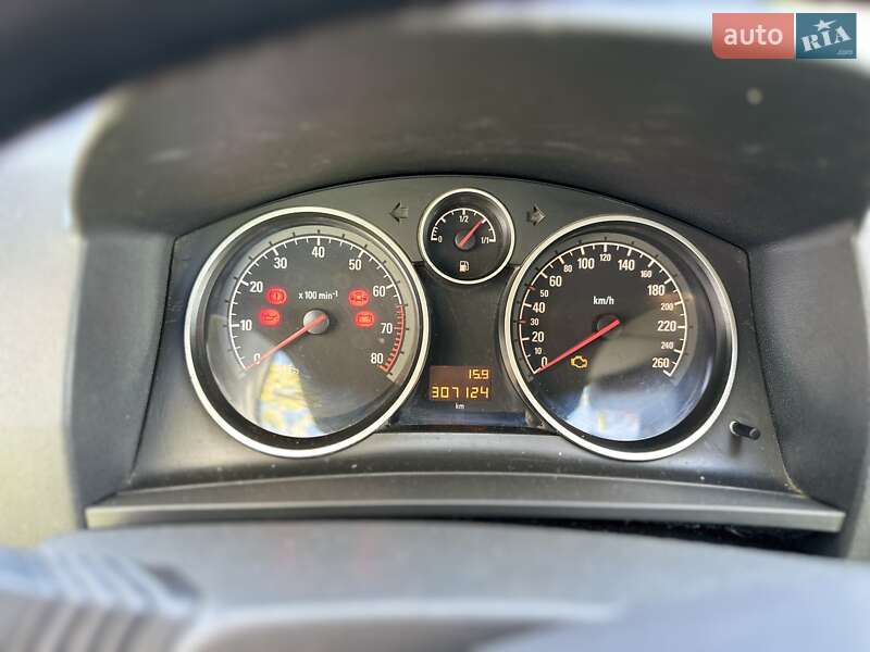 Мінівен Opel Zafira 2010 в Білій Церкві