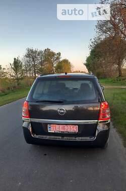 Минивэн Opel Zafira 2013 в Камне-Каширском