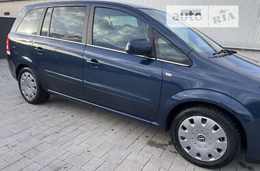 Мінівен Opel Zafira 2011 в Калуші