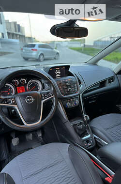 Мікровен Opel Zafira 2013 в Рівному