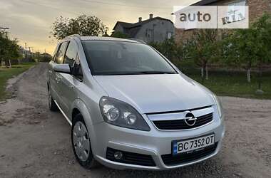 Мінівен Opel Zafira 2007 в Радехові