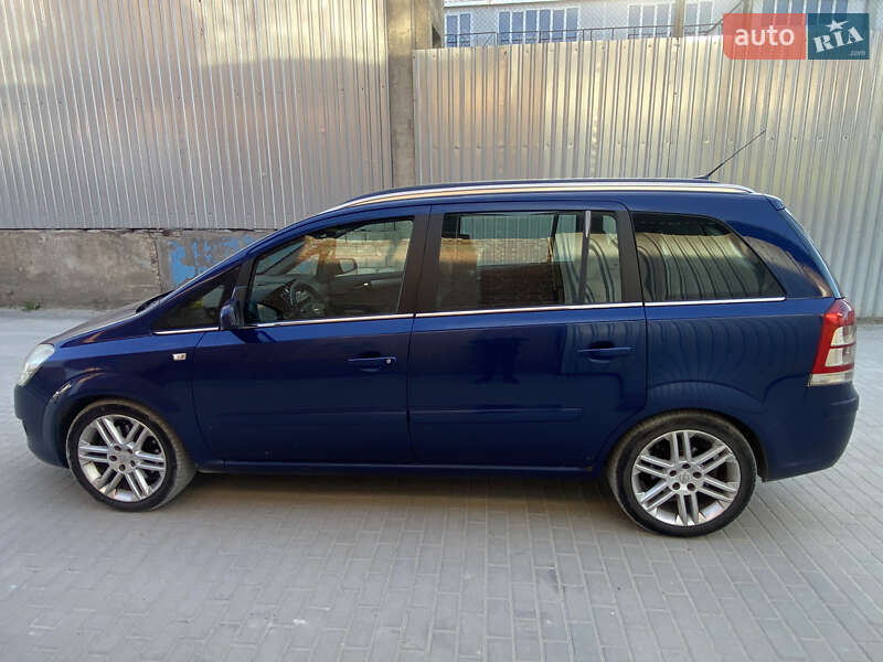 Мінівен Opel Zafira 2008 в Львові