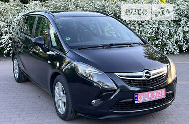 Мікровен Opel Zafira 2015 в Миргороді