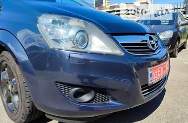 Мінівен Opel Zafira 2010 в Києві