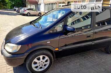 Минивэн Opel Zafira 2003 в Сумах