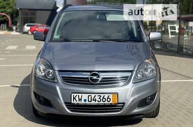 Минивэн Opel Zafira 2011 в Виннице