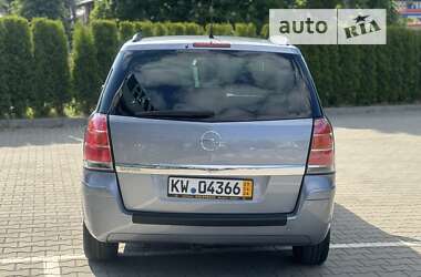 Минивэн Opel Zafira 2011 в Виннице