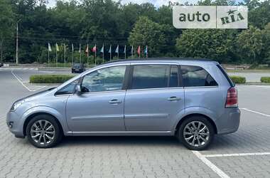 Минивэн Opel Zafira 2011 в Виннице