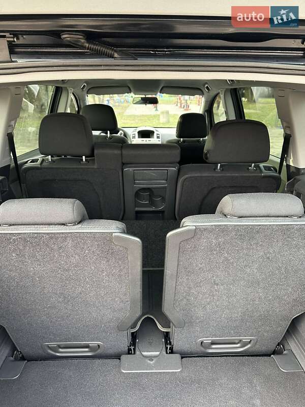 Минивэн Opel Zafira 2008 в Млинове