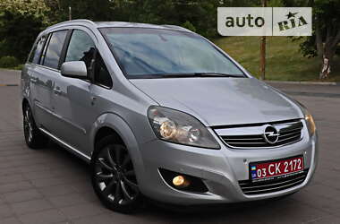 Минивэн Opel Zafira 2010 в Кременчуге