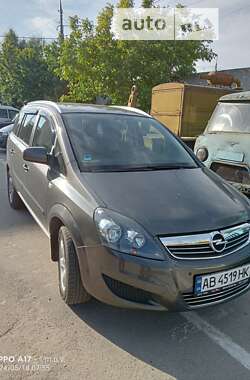 Минивэн Opel Zafira 2011 в Виннице