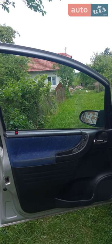 Мінівен Opel Zafira 2000 в Дрогобичі