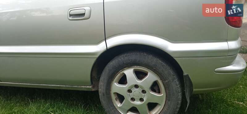 Мінівен Opel Zafira 2000 в Дрогобичі