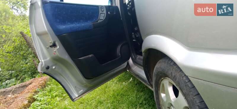 Мінівен Opel Zafira 2000 в Дрогобичі