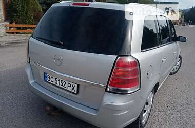 Минивэн Opel Zafira 2007 в Сколе