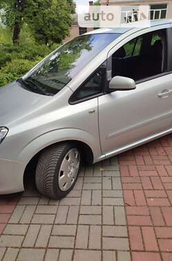 Мінівен Opel Zafira 2008 в Прилуках