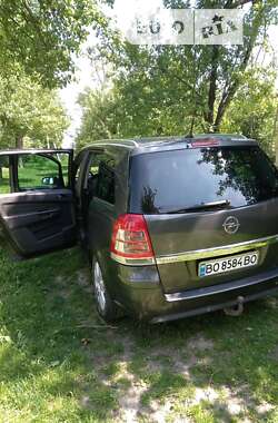 Мінівен Opel Zafira 2009 в Кременці