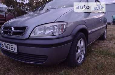 Минивэн Opel Zafira 2004 в Сквире