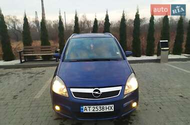 Мінівен Opel Zafira 2007 в Івано-Франківську