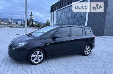 Минивэн Opel Zafira 2013 в Хусте