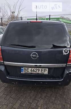 Минивэн Opel Zafira 2007 в Николаеве