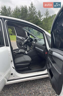Минивэн Opel Zafira 2006 в 