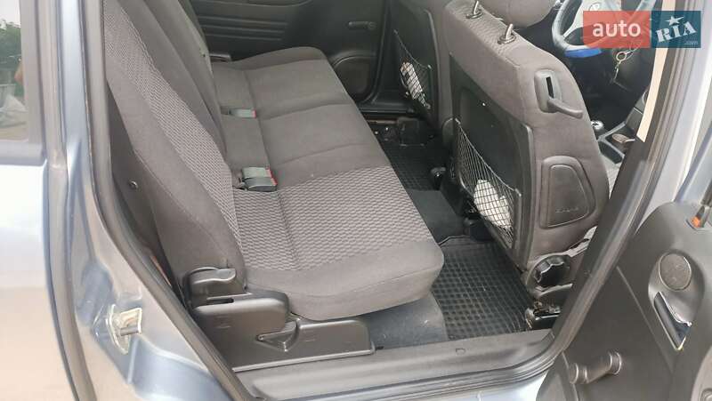 Минивэн Opel Zafira 2005 в Одессе фото 9 Минивэн Opel Zafira 2005 в Одессе