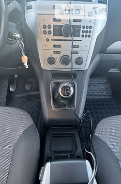 Мінівен Opel Zafira 2009 в Києві