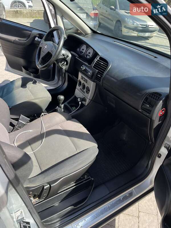 Минивэн Opel Zafira 2003 в Ужгороде фото 26 Минивэн Opel Zafira 2003 в Ужгороде