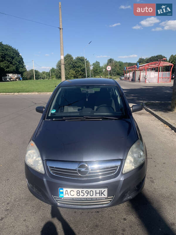Opel Zafira 2008