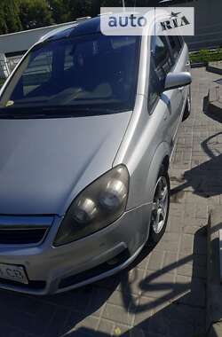 Минивэн Opel Zafira 2007 в Тернополе